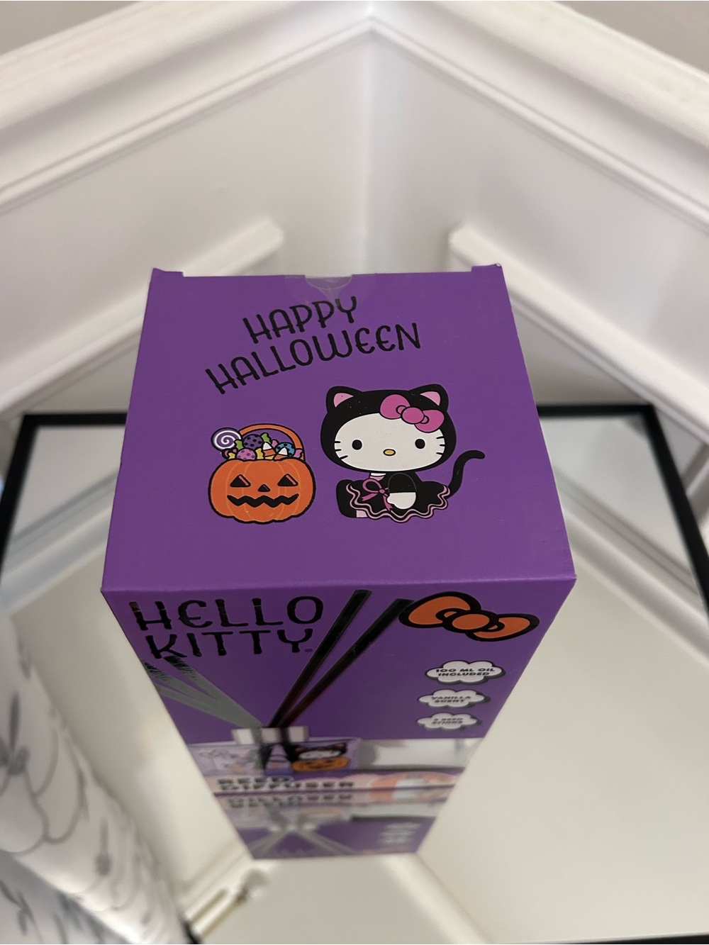 Hello Kitty Vanilla Reed Diffuser - Picture 3 of 5